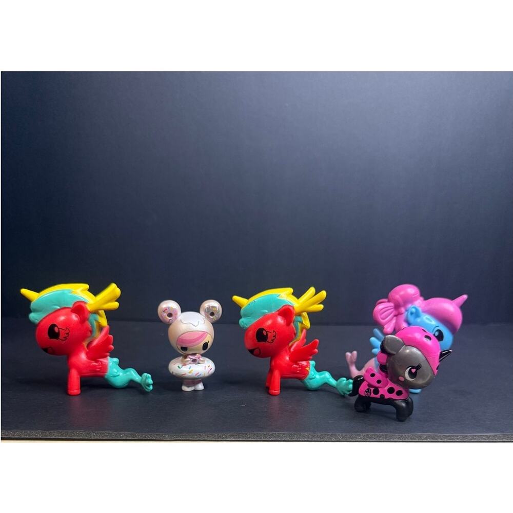 Tokidoki Mermicorno & Squishella Vinyl Figures  Nautique Coccinella  Squishella